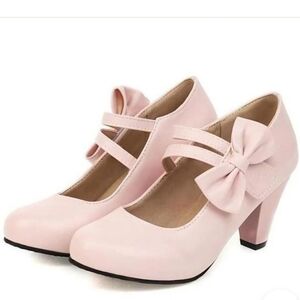 Round Toe Mary Jane Chunky Heel Pumps